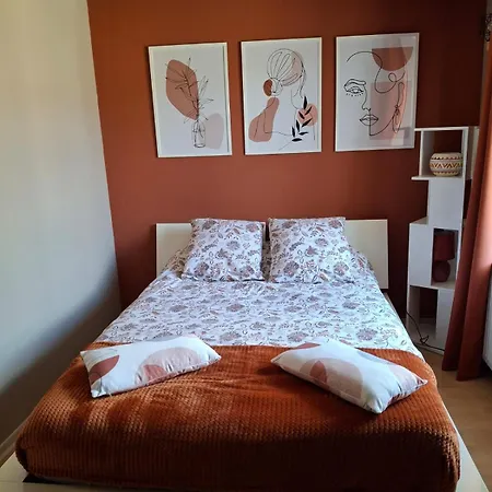 Holiday home La Nomalina